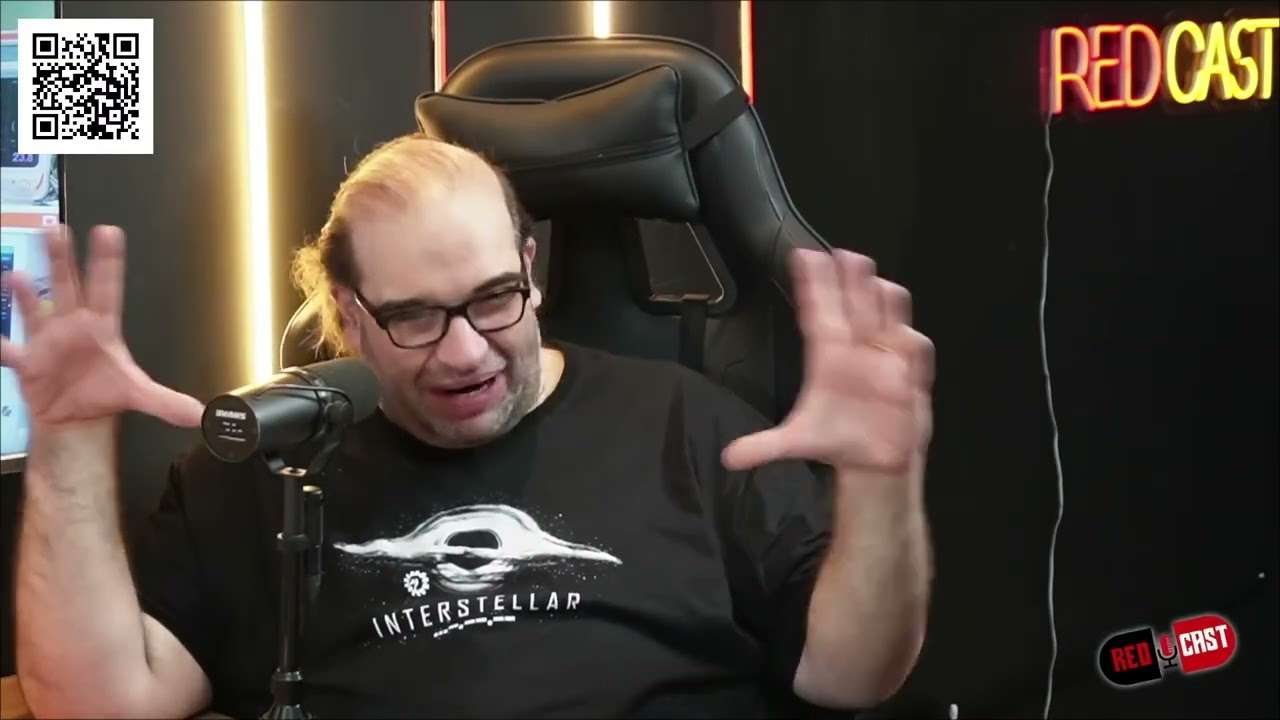 GORGONOID RELEMBRA O DIA EM QUE DESMASCAROU SPOOKY HOUSES AO VIVO