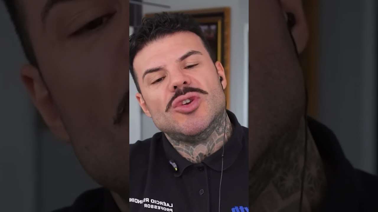 QUAL A SUA REFERÊNCIA?