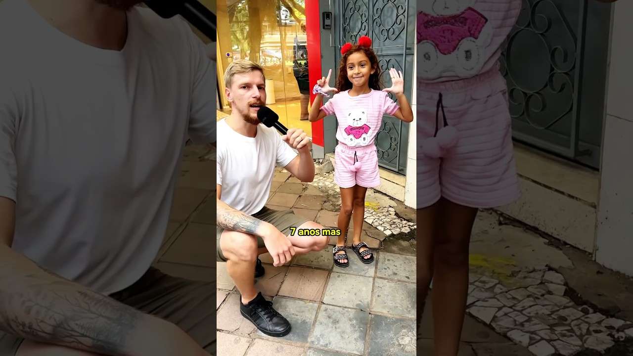 Não fale no microfone! #humor #brincadeira #viral #shorts