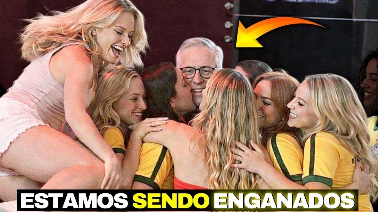 A Verdade Sobre a Foto do Técnico Carlo Ancelotti PASSANDO O RODO no Carnaval